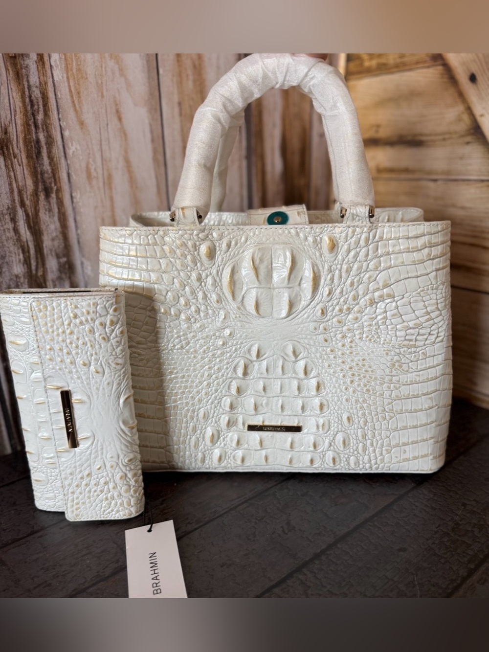 Firm BRAHMIN Small Denise Chantilly Melbourne Leather Tote & Cordelia wallet NWT - Picture 10 of 12